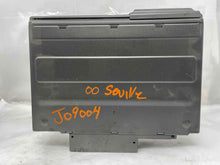 Load image into Gallery viewer, Radio Cadillac Seville 2000 - NW135489
