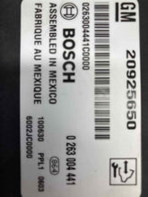 Load image into Gallery viewer, PARK ASSIST CONTROL MODULE COMPUTER Regal Verano Camaro Cruze 10-17 - NW27811
