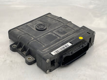Load image into Gallery viewer, BODY CONTROL MODULE BCM COMPUTER Volkswagen Jetta 2014 14 - NW38759
