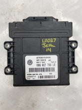 Load image into Gallery viewer, BODY CONTROL MODULE BCM COMPUTER Volkswagen Jetta 2014 14 - NW38759

