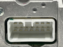 Load image into Gallery viewer, RADIO Toyota Prius 2001 01 2002 02 2003 03 2004 04 05 - NW139948
