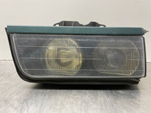 Load image into Gallery viewer, HEADLIGHT LAMP ASSEMBLY BMW 740i 740il 750il 95 96 97 98 Right - NW102656
