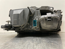 Load image into Gallery viewer, HEADLIGHT LAMP ASSEMBLY BMW 740i 740il 750il 95 96 97 98 Right - NW102656
