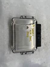 Load image into Gallery viewer, ECU ECM COMPUTER Kia Soul 2014 14 - NW60763

