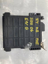 Load image into Gallery viewer, ECU ECM COMPUTER MERCEDES 190 1984 201 TYPE - NW61640
