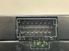 Load image into Gallery viewer, Info-Gps Screen  SAAB 9-3 2002 - NW105831
