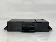Load image into Gallery viewer, PARK ASSIST CONTROL MODULE COMPUTER Vanden Pl XJ8 XJ8L XJR 04-07 - NW33237
