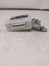 Load image into Gallery viewer, HEADLAMP CONTROL MODULE COMPUTER Infiniti M35 M45 06 07 08 - NW31502
