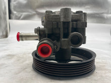 Load image into Gallery viewer, Power Steering Pump Dodge Caliber 2007 - NW162641
