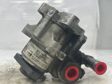Load image into Gallery viewer, POWER STEERING PUMP Audi A4 2005 05 2006 06 07 08 09 - NW162978

