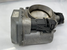 Load image into Gallery viewer, THROTTLE BODY MERCEDES C43 CL500 E430 1998 98 99 00 - NW178381
