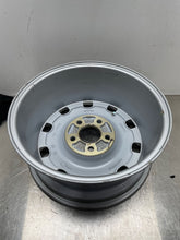 Load image into Gallery viewer, WHEEL Jaguar XJ8 98 99 00 01 02 03 16x7 alloy - NW199536
