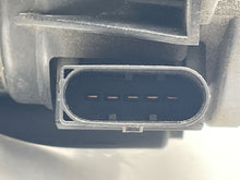 Load image into Gallery viewer, Mass Air Flow Sensor Meter MAF C230 C240 C32 C320 C55 03-05 - NW5301
