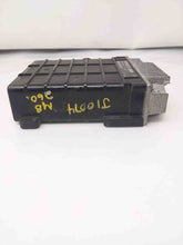 Load image into Gallery viewer, ECU ECM COMPUTER Mercedes 260E 1987 87 1988 88 - NW61658
