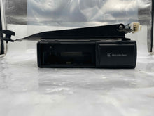 Load image into Gallery viewer, CD CHANGER Mercedes ML320 1998 98 1999 99 - NW138906

