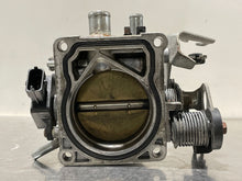 Load image into Gallery viewer, THROTTLE BODY Saab 900 9-3 1994 94 1995 95 96 97 98 - NW178497
