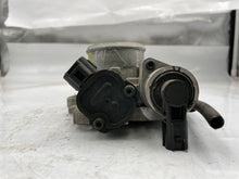 Load image into Gallery viewer, Throttle Body  PT CRUISER 2005 - NW177528
