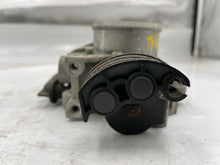 Load image into Gallery viewer, Throttle Body  PT CRUISER 2005 - NW177528
