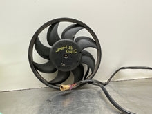 Load image into Gallery viewer, RADIATOR FAN ASSEMBLY Passat 2001 01 02 03 04 05 - NW64680
