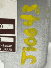 Load image into Gallery viewer, TRANSFER CASE CONTROL MODULE COMPUTER M35 M45 06 07 08 - NW31531
