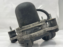 Load image into Gallery viewer, AIR INJECTION PUMP Cadillac SRX Saab 9-3 06 07 08 09 10 11 - NW8267
