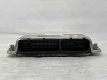 Load image into Gallery viewer, ECU ECM COMPUTER Volkswagen Jetta 2005 05 Manual - NW62756
