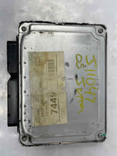 Load image into Gallery viewer, ECU ECM COMPUTER Volkswagen Jetta 2005 05 Manual - NW62756
