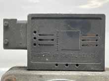 Load image into Gallery viewer, Mass Air Flow Sensor Meter MAF Saab 9-3 9-5 1999-2010 - NW5483
