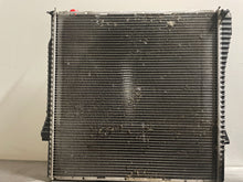 Load image into Gallery viewer, RADIATOR BMW X5 2000 00 2001 01 02 03 04 05 06 Auto - NW132061
