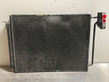 Load image into Gallery viewer, AC CONDENSER BMW X5 2000 00 2001 01 02 03 04 05 06 - NW43689
