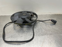 Load image into Gallery viewer, RADIATOR FAN ASSEMBLY Passat 2001 01 02 03 04 05 - NW63654
