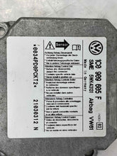 Load image into Gallery viewer, AIR BAG COMPUTER Volkswagen Jetta 2004 04 2005 05 - NW38732
