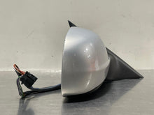 Load image into Gallery viewer, Side View Door Mirror Volkswagen Passat 1998 - NW53874
