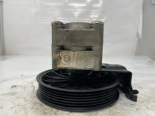 Load image into Gallery viewer, POWER STEERING PUMP Volvo S40 V40 2000 00 01 02 03 04 - NW164226
