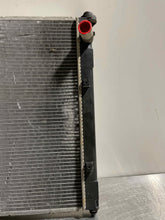 Load image into Gallery viewer, RADIATOR Cadillac SRX STS 2004 04 2005 05 2006 06 - NW131581
