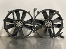 Load image into Gallery viewer, RADIATOR FAN ASSEMBLY CLK430 CLK55 99 00 01 02 03 - NW64365
