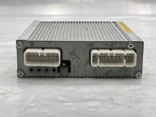 Load image into Gallery viewer, RADIO AMPLIFIER Toyota Highlander 2006 06 2007 07 - NW140018
