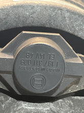 Load image into Gallery viewer, ALTERNATOR PORSHE 944 1983 84 85 - NW7020
