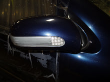 Load image into Gallery viewer, SIDE VIEW MIRROR S430 S500 S55 S600 00 01 02 Right - NW53239
