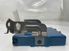 Load image into Gallery viewer, POWER SUPPLY COMPUTER Prius 2005 05 - NW38325
