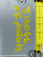 Load image into Gallery viewer, Air Bag computer Toyota Prius 2004 04 2005 05 2006 06 - NW38328

