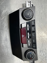 Load image into Gallery viewer, TEMPERATURE CONTROLS Subaru Legacy 10 11 12 13 14 - NW101372
