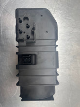 Load image into Gallery viewer, VACUUM PUMP CL550 CL600 CL63 CL65 G55 G550 G63 Gl350 Gl450 Gl550 11-20 - NW189231
