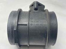 Load image into Gallery viewer, Mass Air Flow Sensor Meter MAF Cayenne 04 05 06 07 08 09 10 - NW5416
