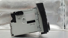 Load image into Gallery viewer, Radio  MERCEDES CLK 2005 - NW139133
