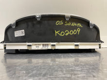 Load image into Gallery viewer, SPEEDOMETER CLUSTER Hyundai Sonata 2003 03 2004 04 05 - NW160351

