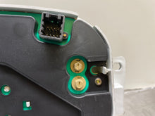 Load image into Gallery viewer, SPEEDOMETER CLUSTER Hyundai Sonata 2003 03 2004 04 05 - NW160351
