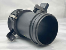 Load image into Gallery viewer, Mass Air Flow Sensor Meter MAF Audi S4 S6 S8 2001-2009 - NW4754

