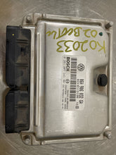 Load image into Gallery viewer, ECU ECM COMPUTER Volkswagen Beetle 2002 02 - NW62687
