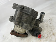Load image into Gallery viewer, POWER STEERING PUMP 320i 323i 330i 1999 99 2001 01 - NW163077
